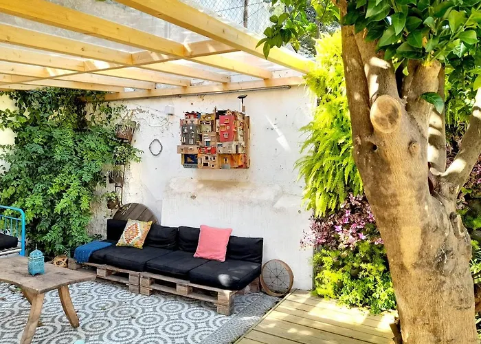 Orange Tree House * Lisboa