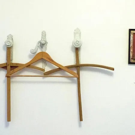 Orange Tree House 公寓